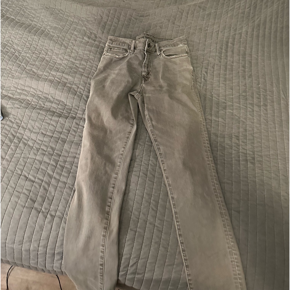 Grey American Eagle Jeans